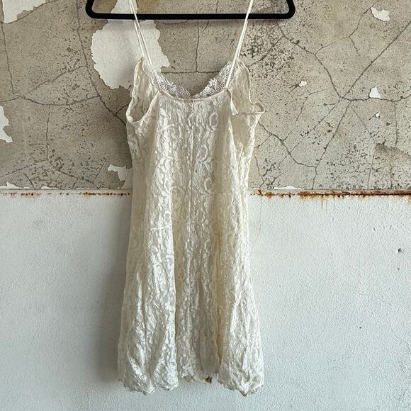 Vintage Lace Slip Dress Intimo Amore Beaded Sequin XS Vintage Chemise Coquette - Picture 6 of 7